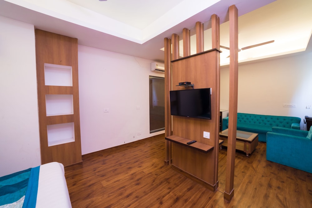 Family Quadruple Room, 1 Double Bed, Accessible, Non Smoking photo 2