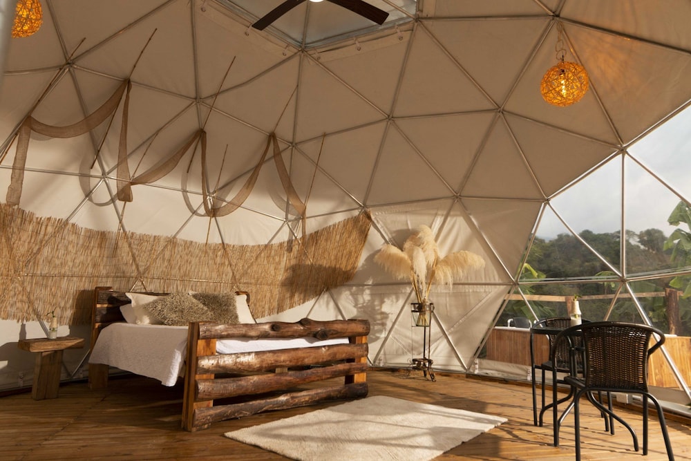 Romantic Tent photo 2