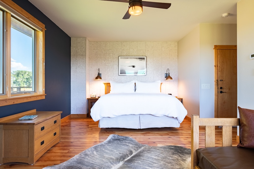 Main Lodge Suite