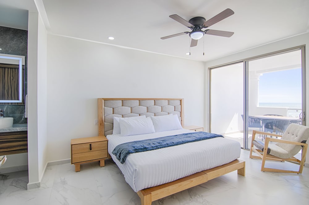 Deluxe Condo