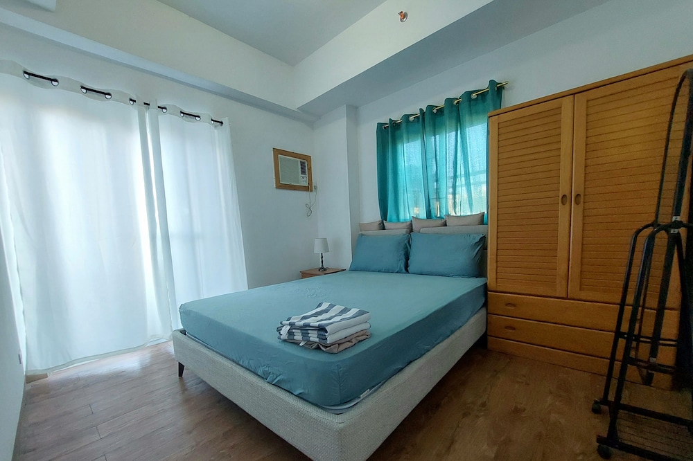Junior Suite, 1 King Bed, Non Smoking - Photo 2