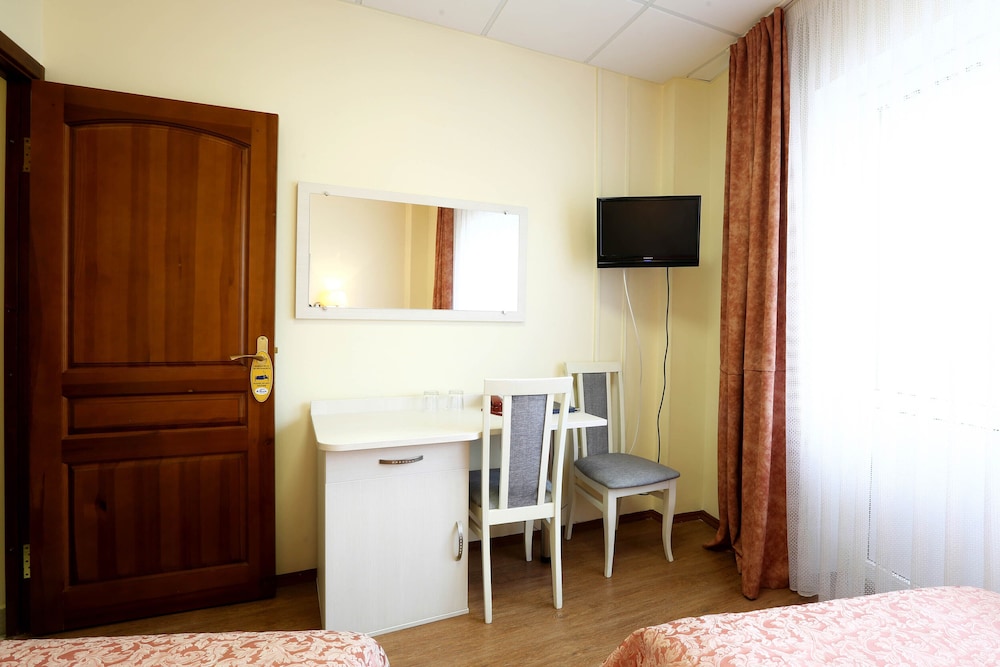 Standard Twin Room photo 1