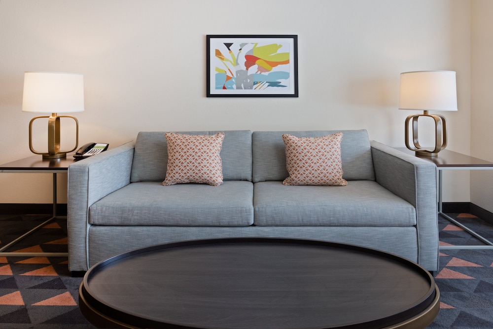 Suite, Multiple Beds (High Floor)
