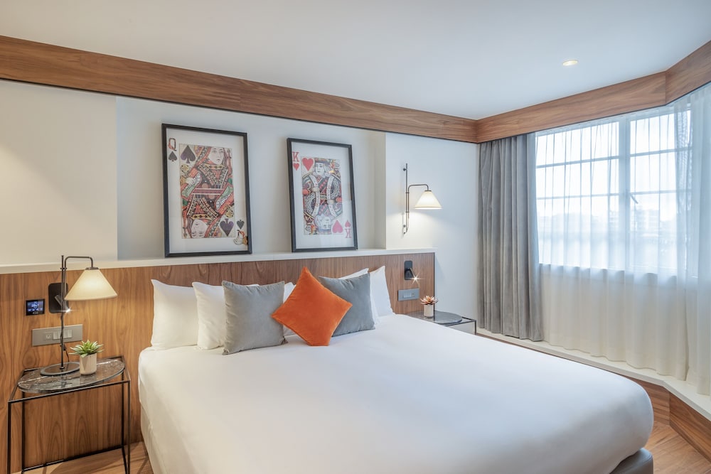 The Level Suite Two Bedrooms with Executive Lounge Access
