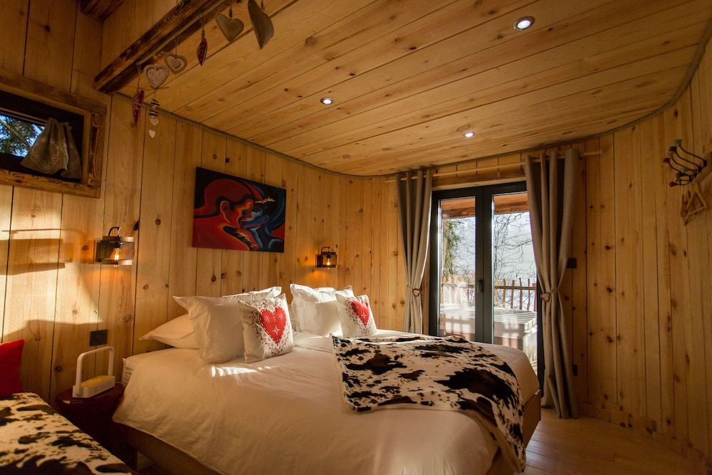 Honeymoon Cabin, Ensuite, Mountain View ( Love Duo)