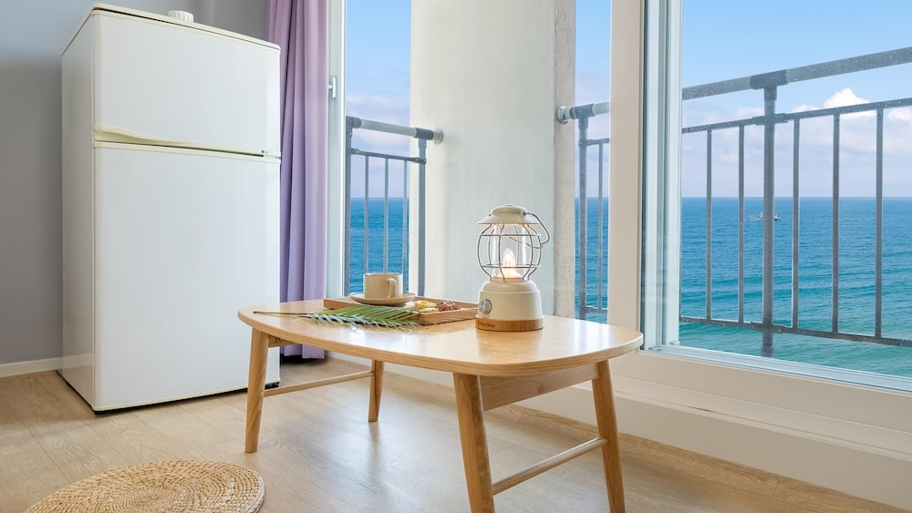 Basic Room, 1 Bedroom (403(Oceanview)) photo 3
