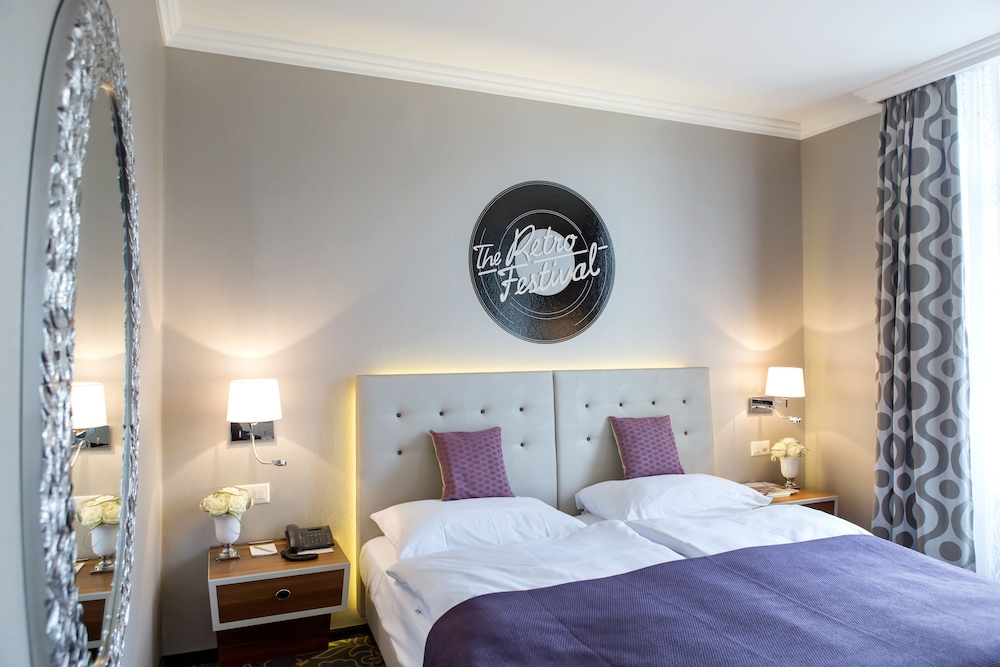 Deluxe Double Room City View - Photo 2