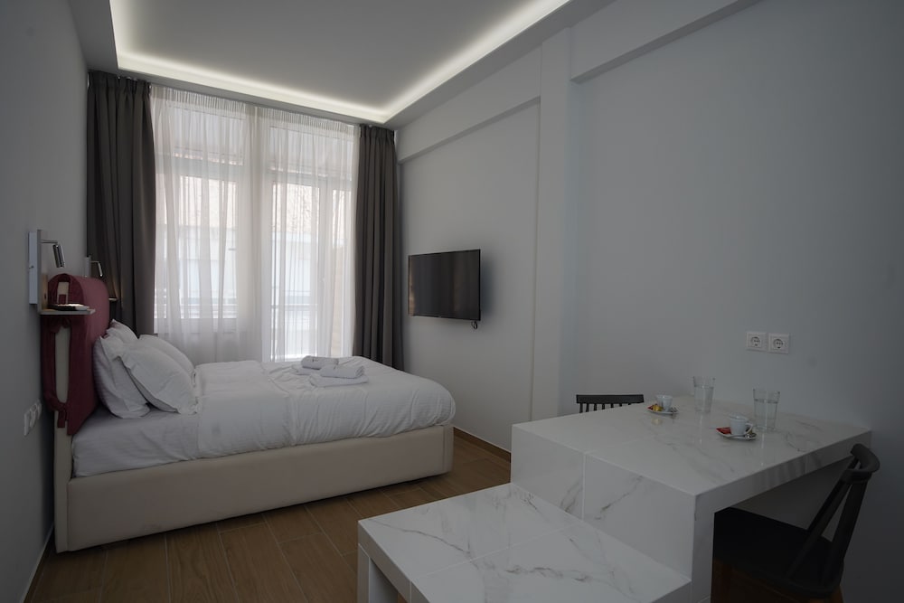 Comfort Studio, 1 Double Bed, Balcony, City View