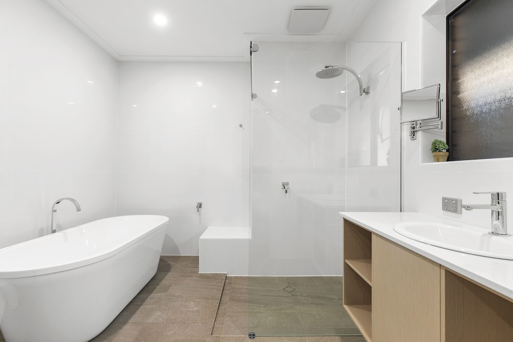 Presidential Suite, 1 King Bed, Bathtub photo 2
