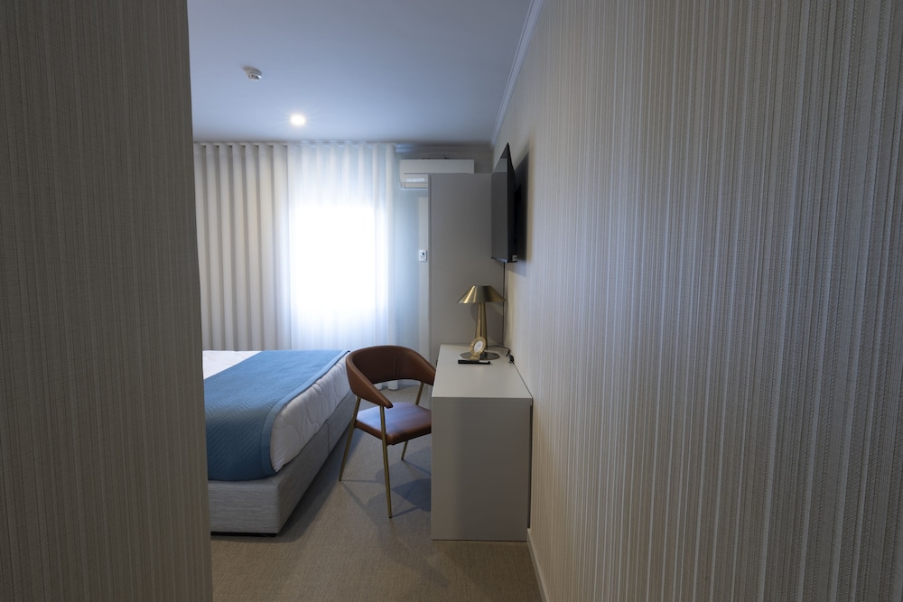 Standard Double or Twin Room photo 1