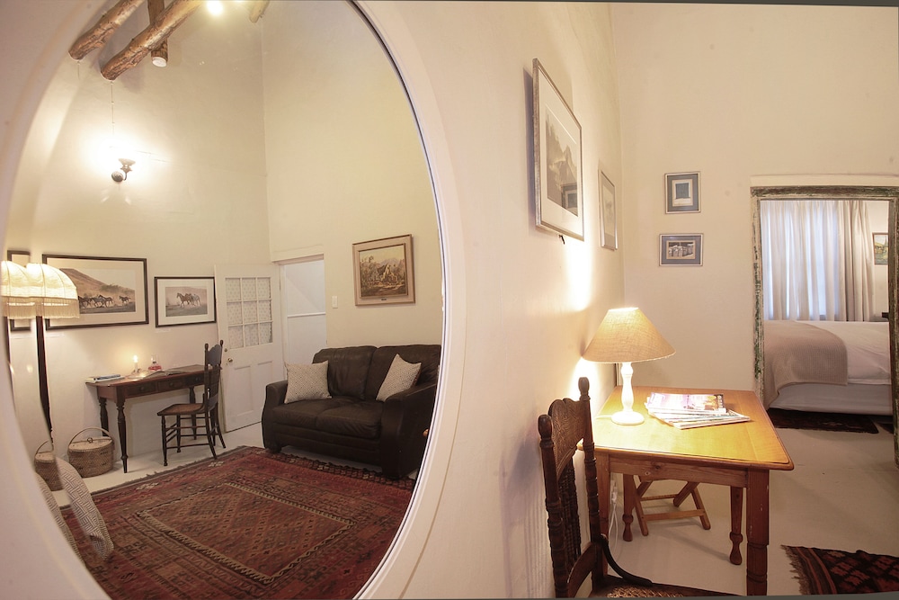 Pool Suite