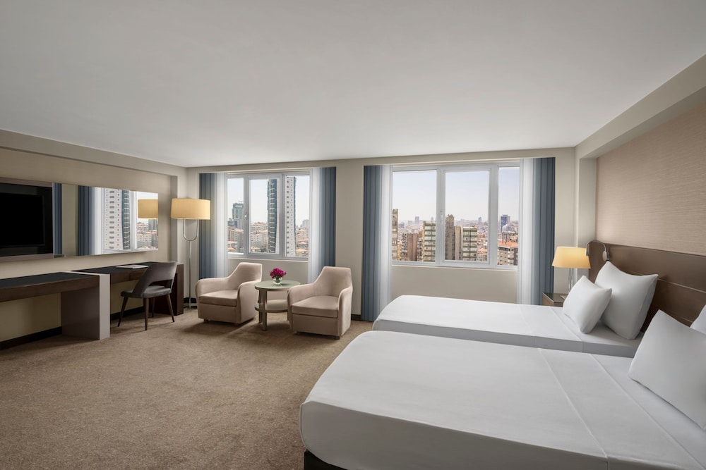 Grand Twin Room (Spa Access Included)