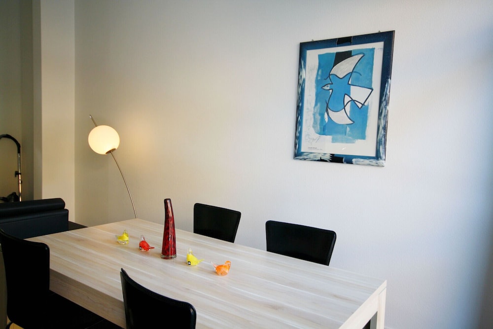 Apartment, 1 Bedroom, Kitchen, Lakeside photo 2