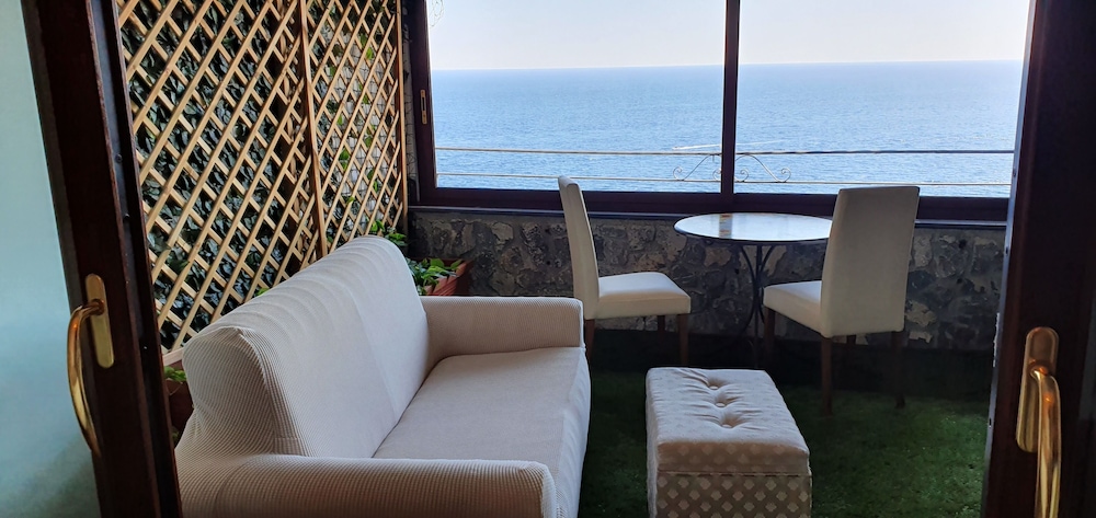 Junior Suite, Sea View - Photo 3