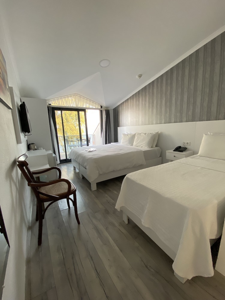 Comfort Double Room, Terrace, Sea View photo 1