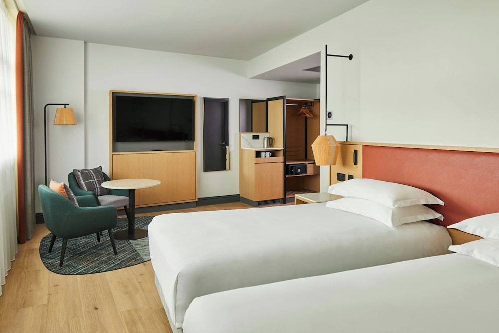 City View Deluxe Double Double Room, 2 Double beds - Photo 4