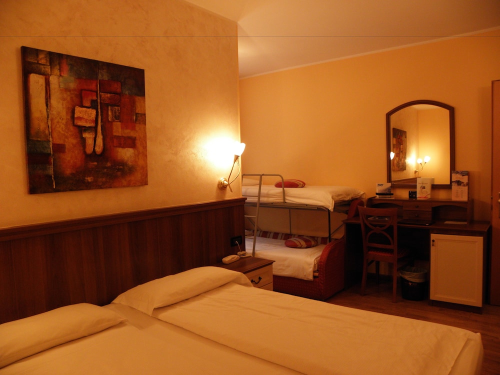 Quadruple Room photo 1