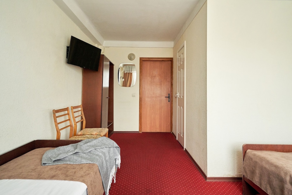 Basic Twin Room photo 2