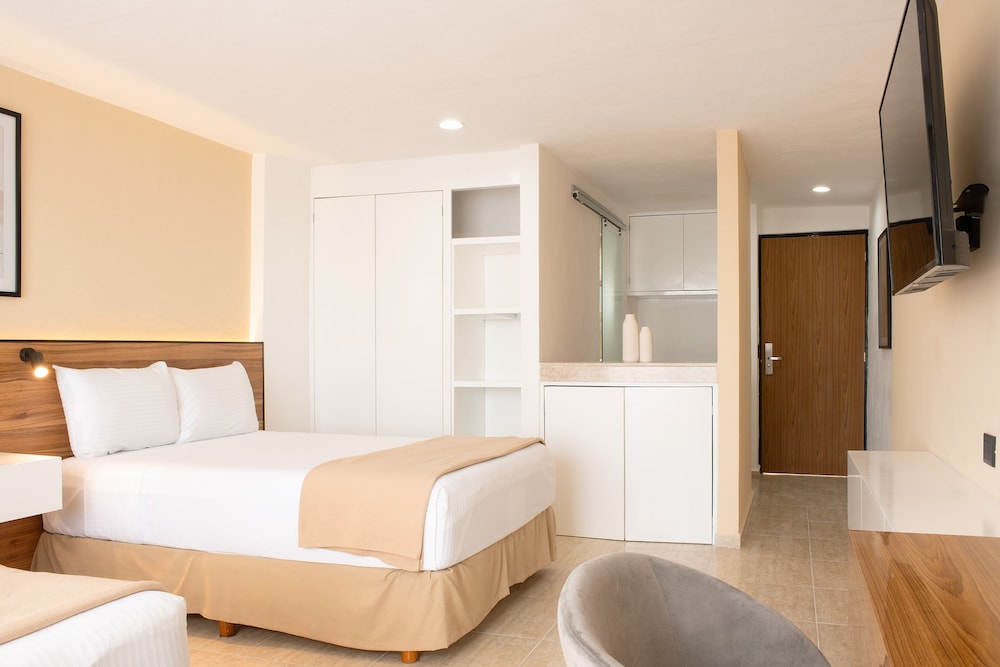 Superior Double Room Single Use photo 2