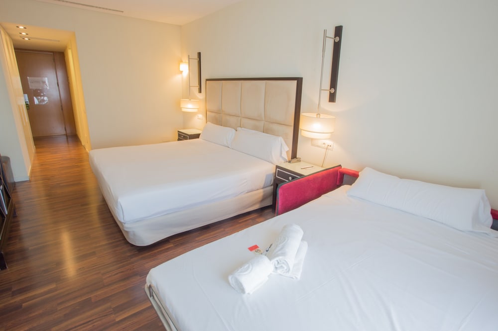 Family Triple Room - Photo 4