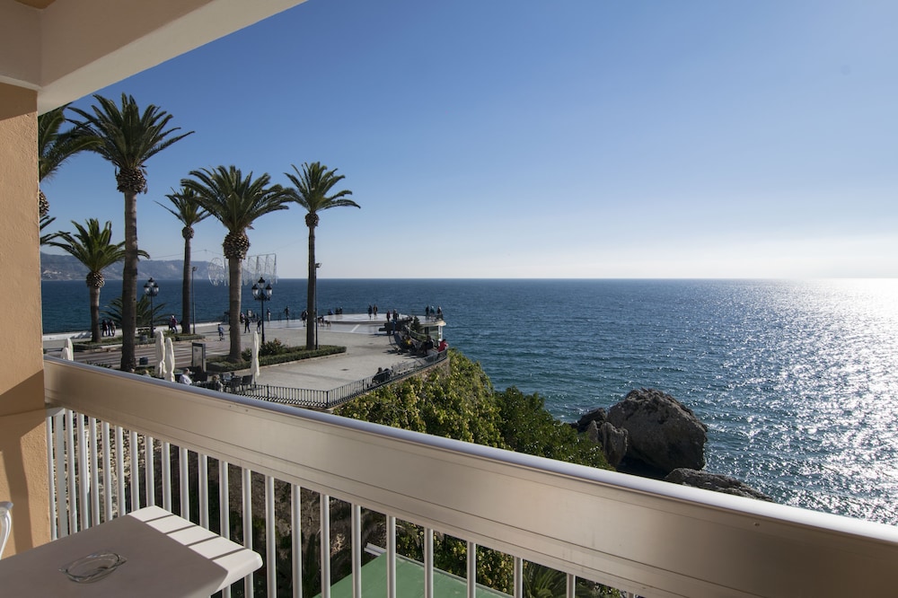 Double Room, Balcony, Ocean View - Photo 10