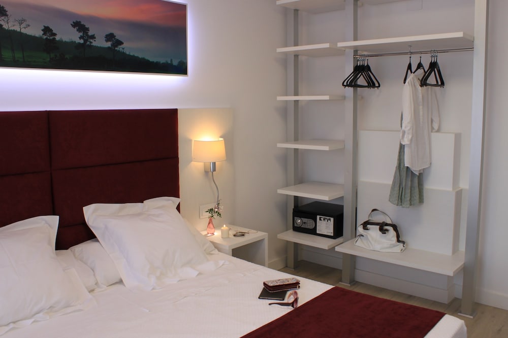 Superior Quadruple Room photo 2