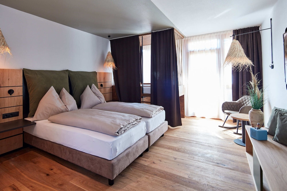Deluxe Double Room photo 2