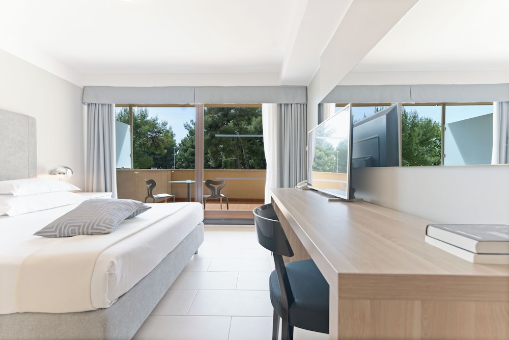 Double Room with Balcony photo 3