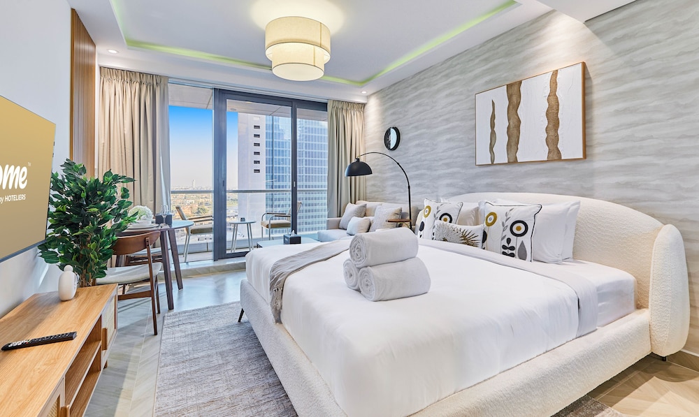 Luxury Studio, City View photo 1