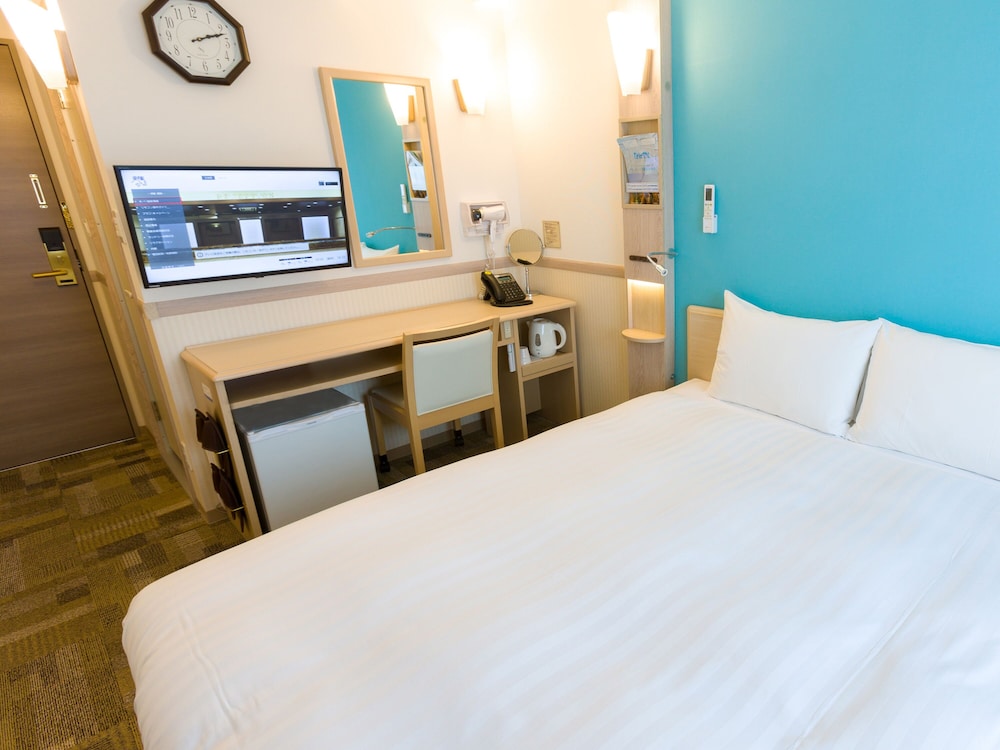 Double Room, Non Smoking - Photo 16