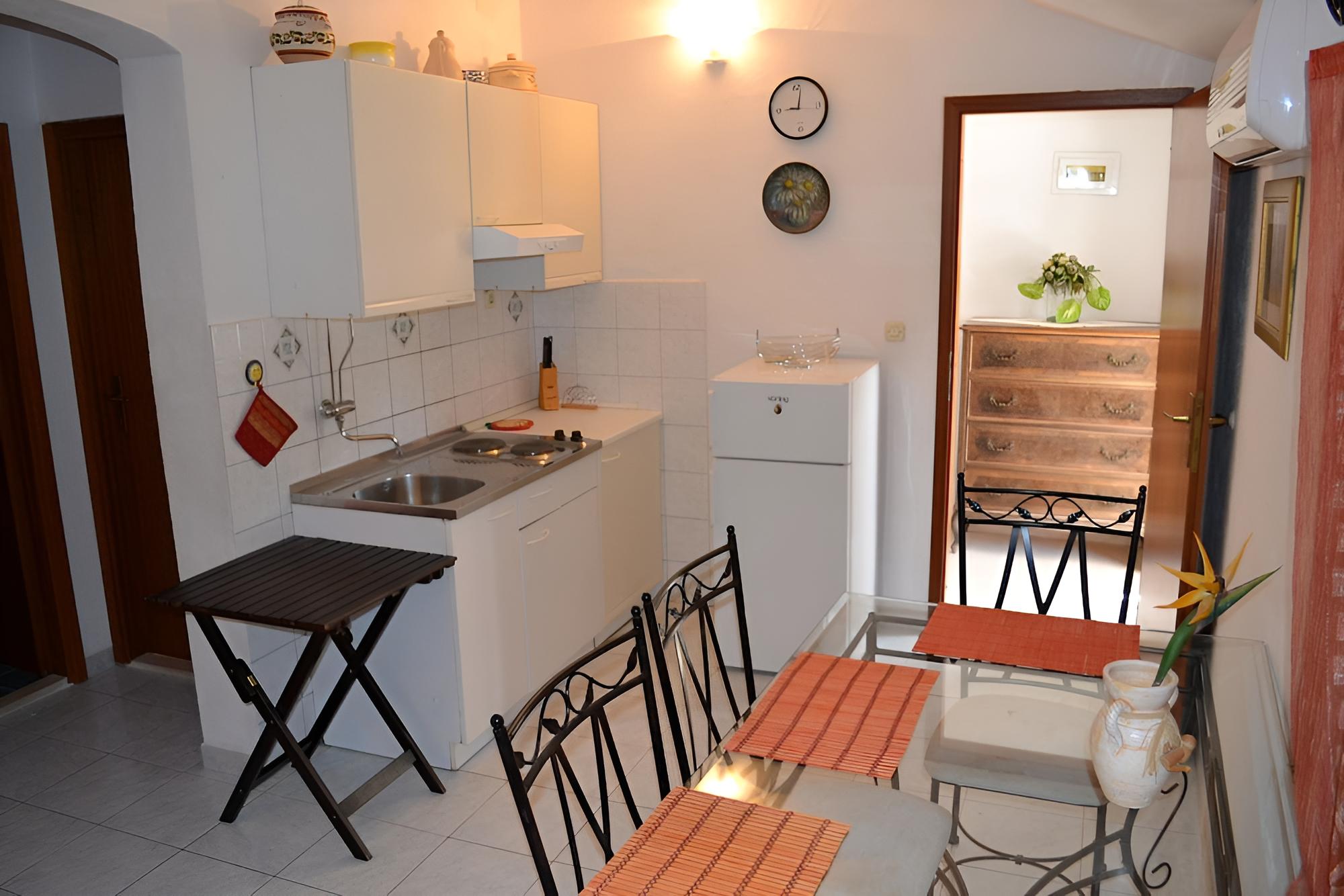 Apartment (Duna - with pool - A2(4+1)) photo 2
