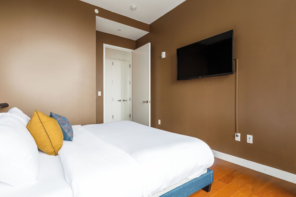 Luxury Suite, City View photo 3