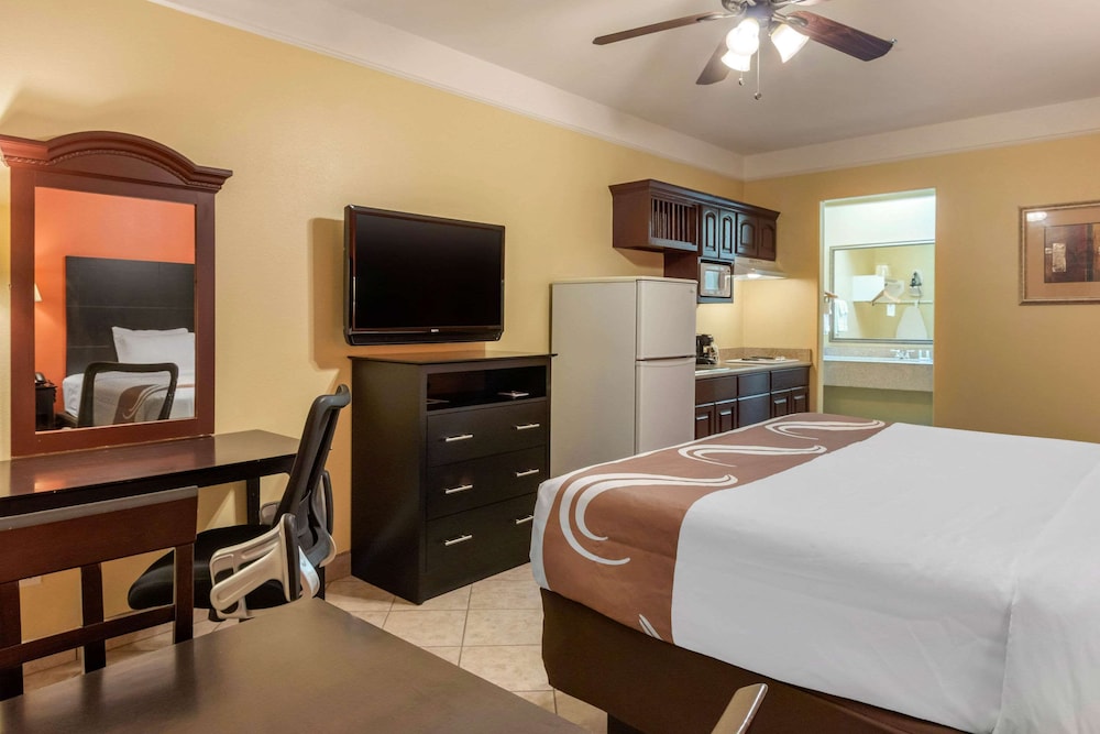 Efficiency, Room, 2 Queen Beds, Non Smoking - Photo 8