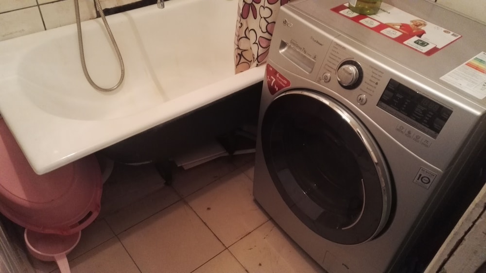 Economy Apartment (Tolstogo 1-46) photo 2