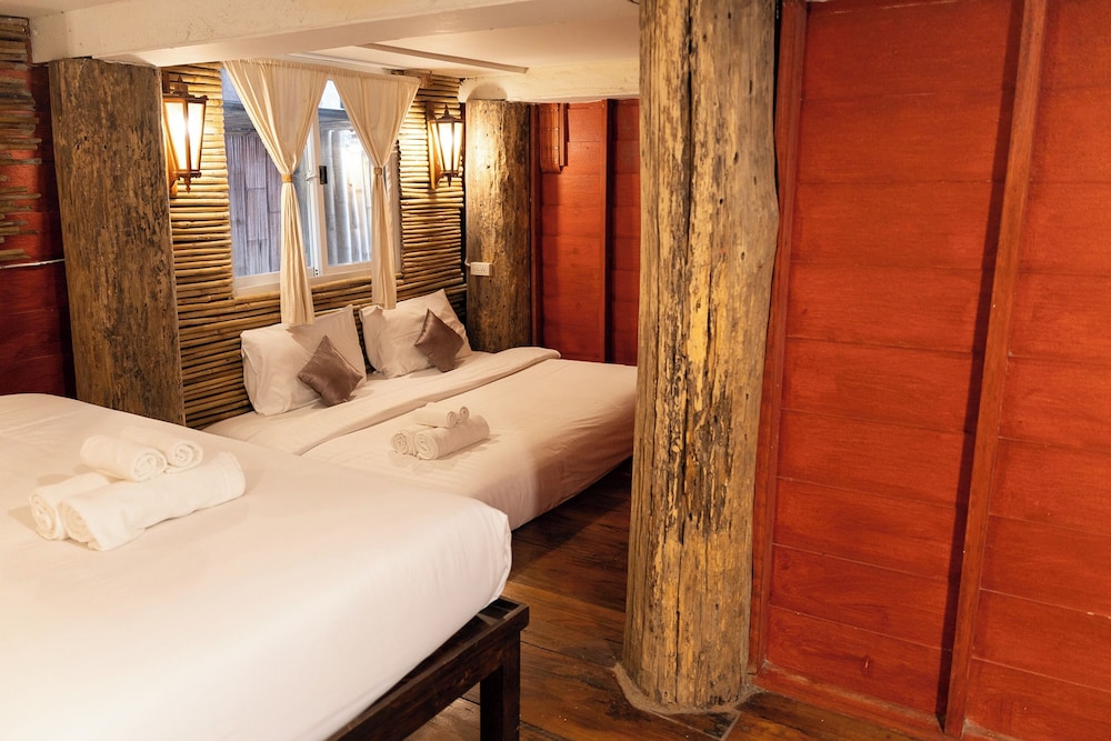 Family Suite - Photo 9