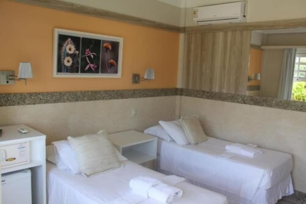 Standard Single Room - Photo 10