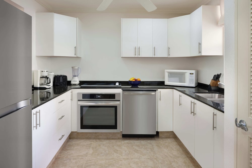 Classic Suite, 3 Bedrooms - Photo 13