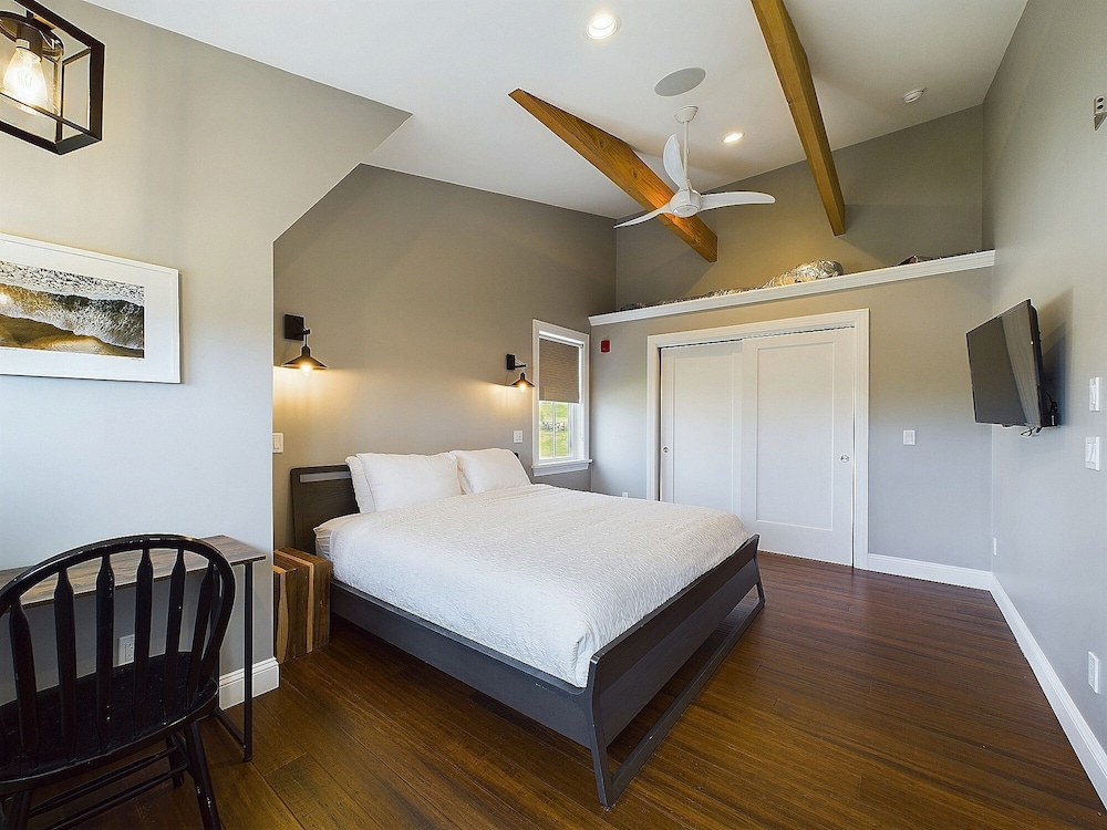 Farm & Gardens Apartment