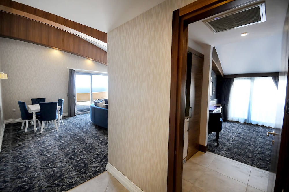 King Suite