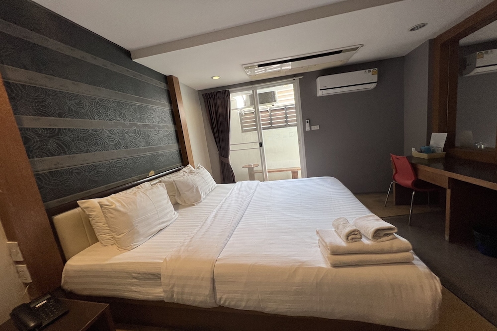 Standard Room photo 2