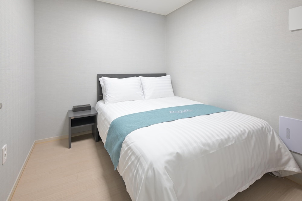 Deluxe Room - Photo 2