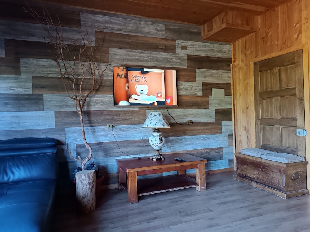 Comfort Room, Partial Lake View photo 2