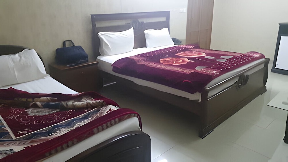 Deluxe Triple Room - Photo 3