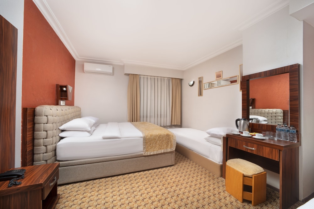 Standard Quadruple Room photo 2