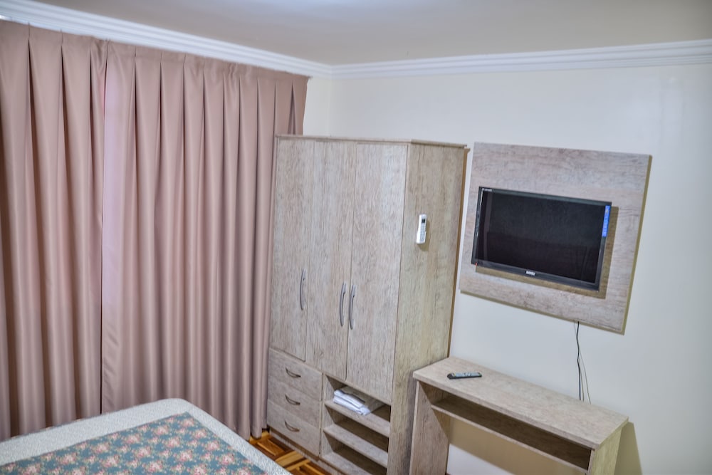 Suite, Private Bathroom (Familiar) photo 2
