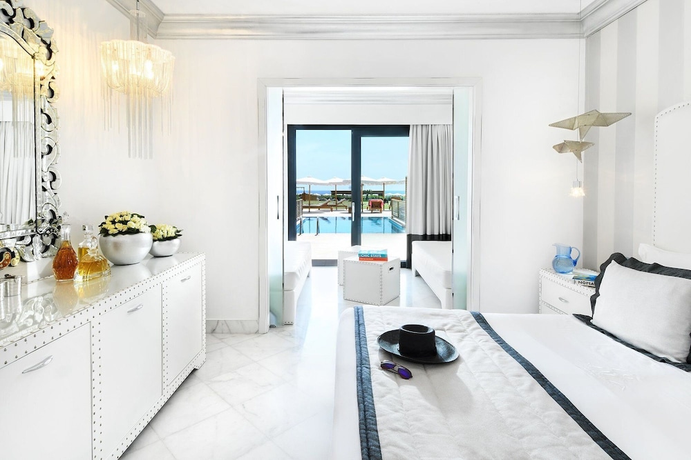 Family Room, Private Pool, Sea View