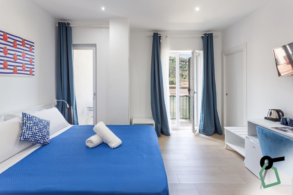 Double Room, Balcony