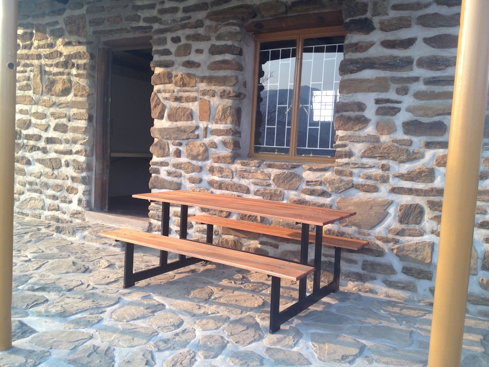 Room (Davidsdraai Chalet one self catreing) photo 2