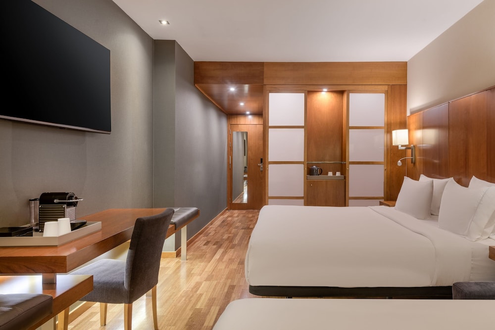 Superior Room, 1 King Bed with Sofa bed