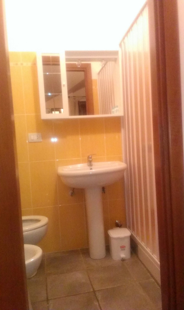 Classic Double Room, Hill View photo 2